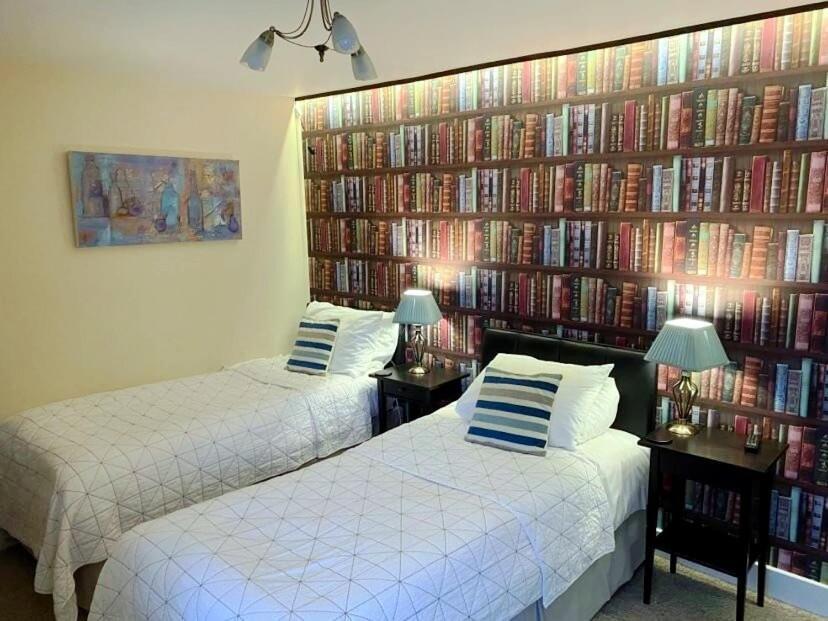 The Dove 4*